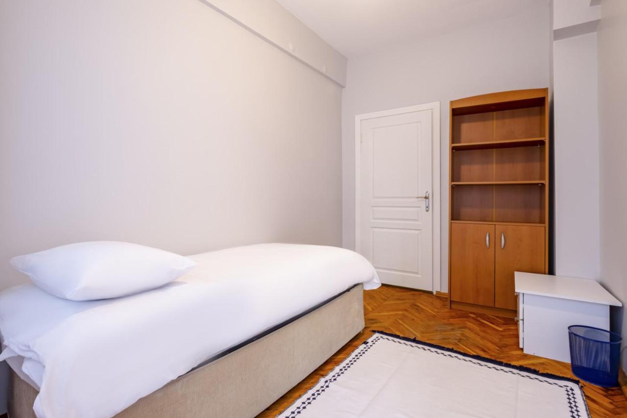 Fully Equipped Cozy Home In Kadikoy Istanbul Eksteriør bilde